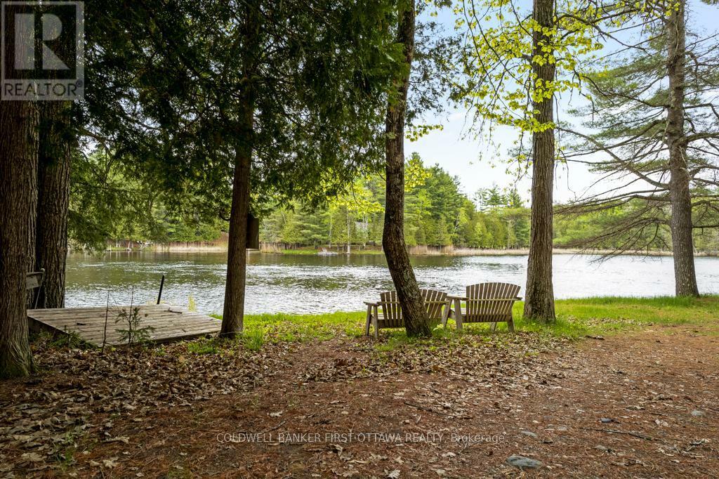 Photo de la propriété:  1036 Palmerston Crescent  ON K0H 2R0 