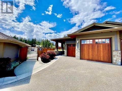 Property Photo: 101 Dormie Drive 4G BC V1H 1Y6