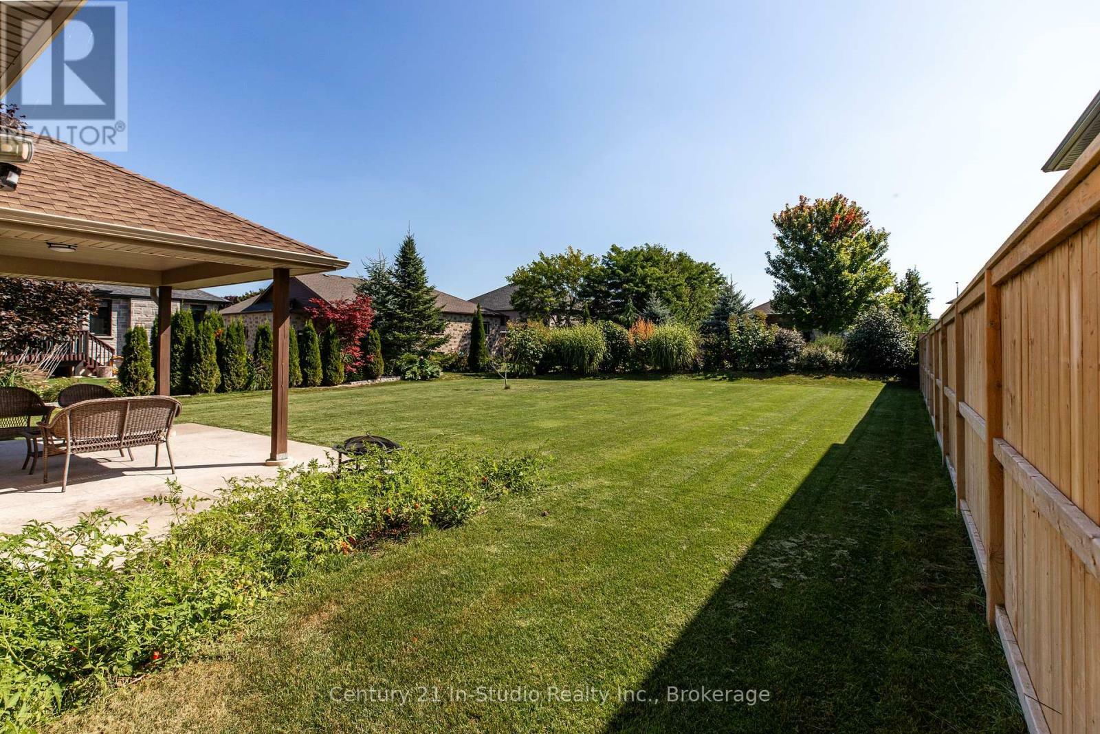 Property Photo: 439 Ridge Street ON N0H 2C1