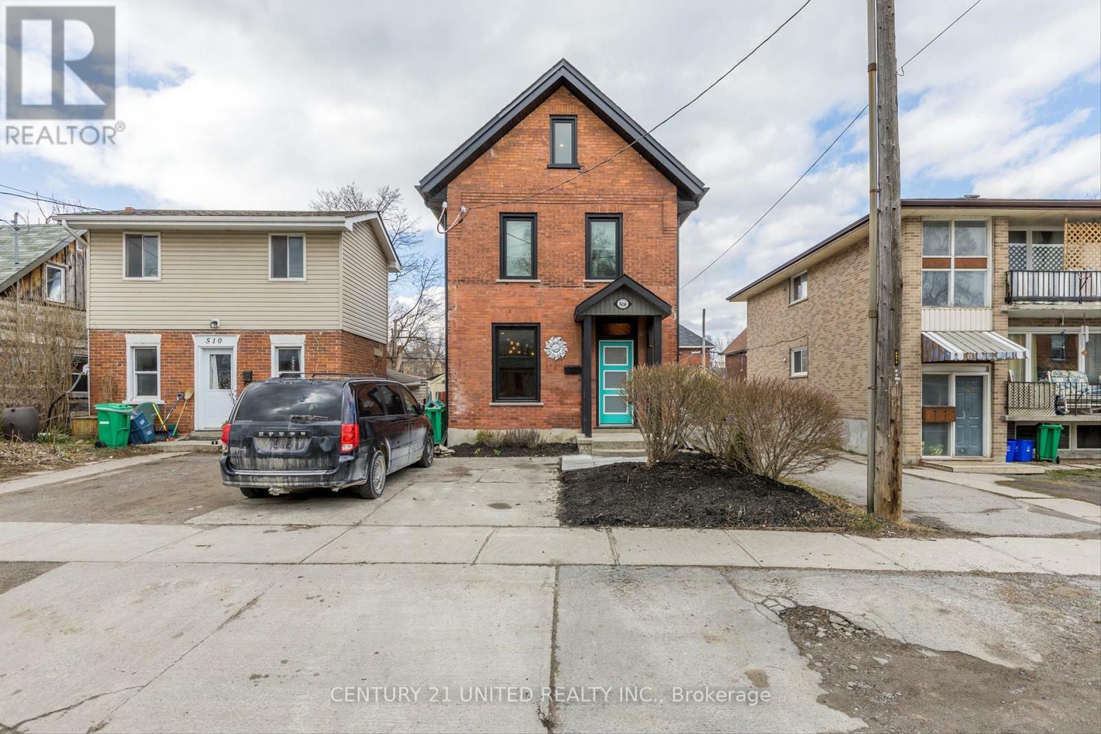 Property Photo: 508 Sherbrooke Street ON K9J 2P3