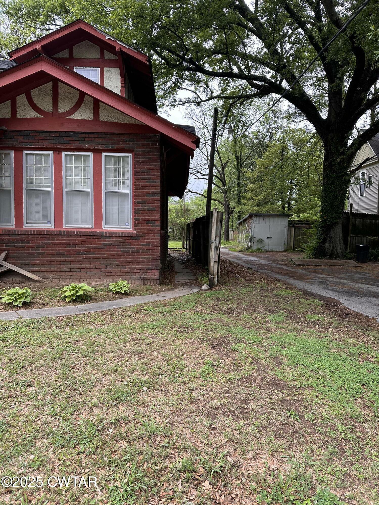 Property Photo: 123 Division Avenue TN 38301