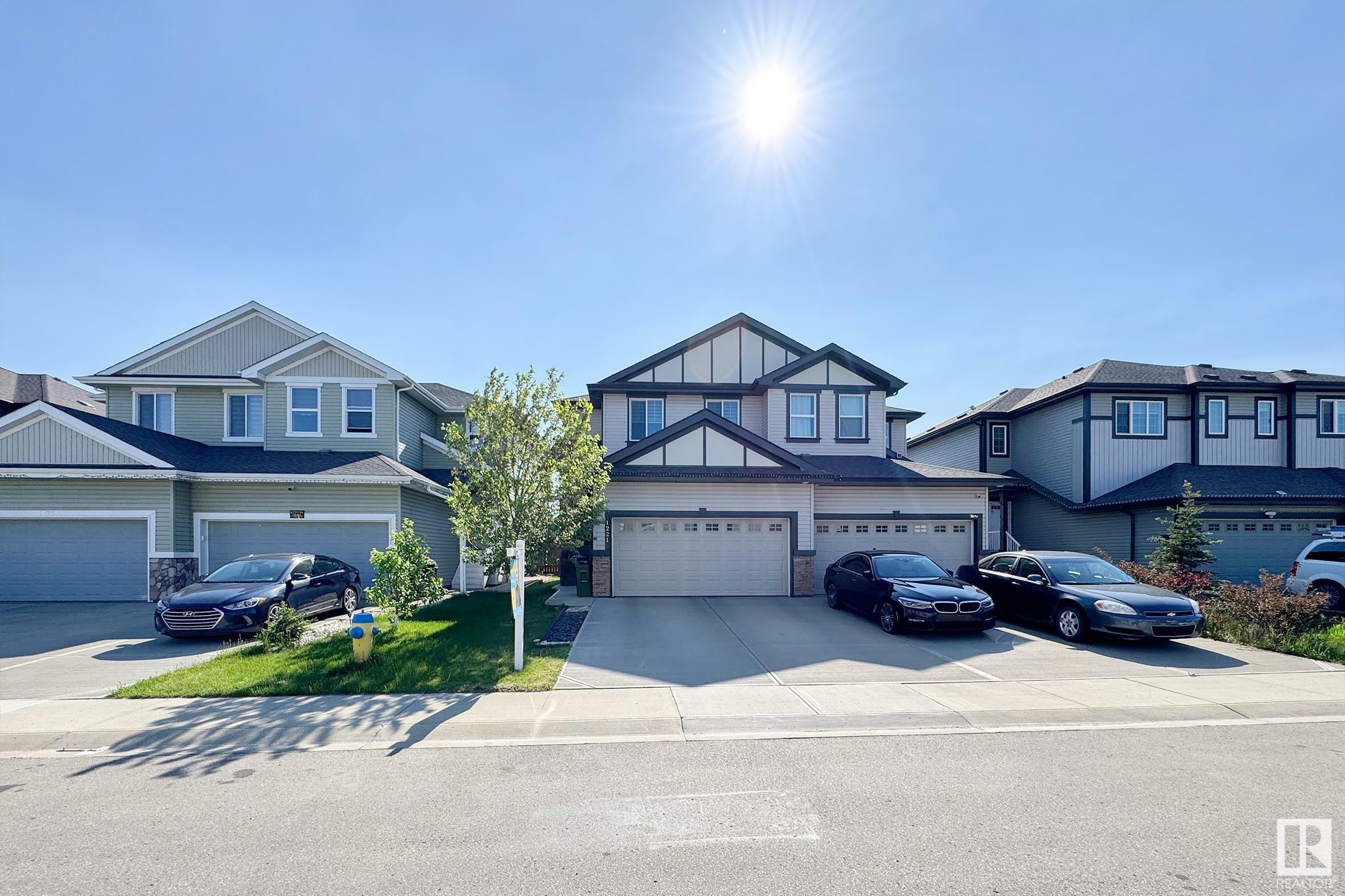 Photo de la propriété: 1221 27 Street NW AB T6T 2J3