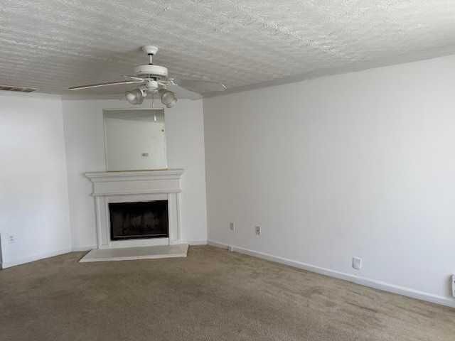Property Photo: 6902 Malvern Court GA 30038