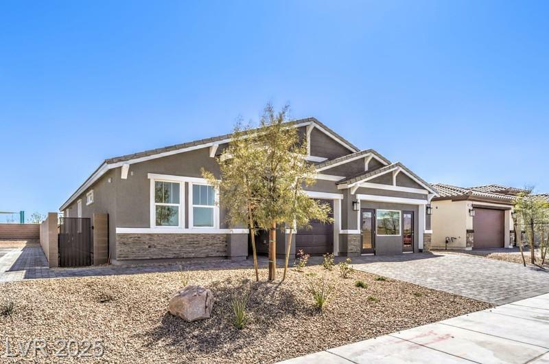 Property Photo: 1320 Eva Creek Drive 30 NV 89084