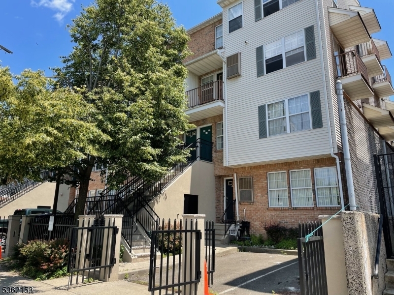 Property Photo: 76 Union St A10 NJ 07105