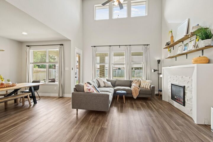 Property Photo:  11107 Thinleaf Alder Way  TX 77375 