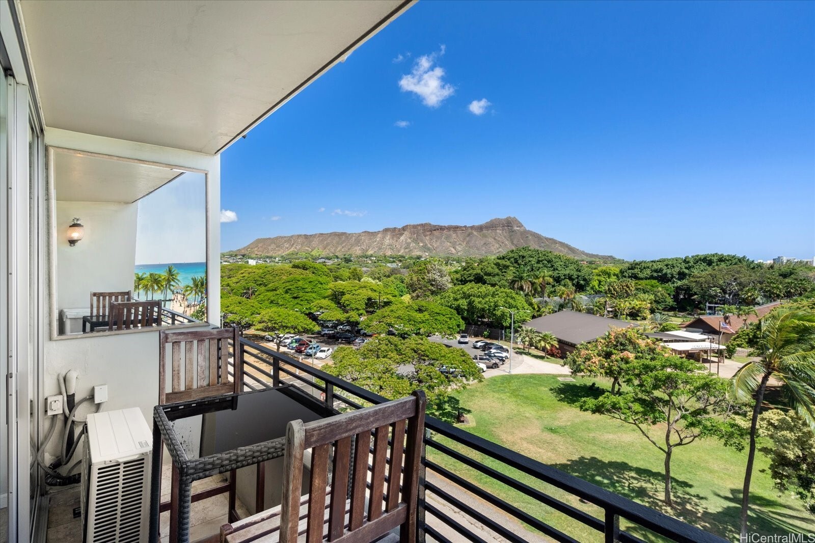 Property Photo:  134 Kapahulu Avenue 609  HI 96815 