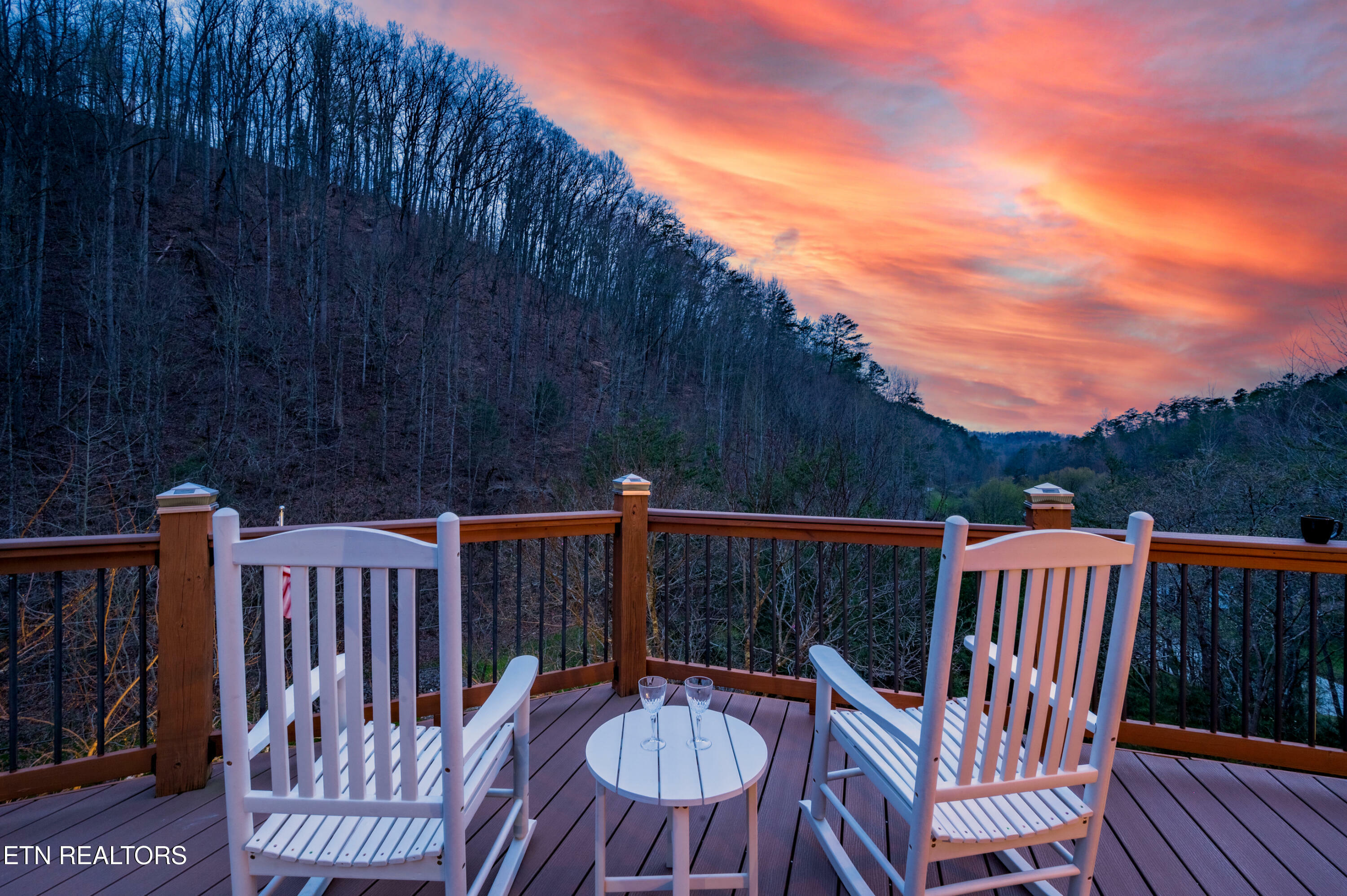 Property Photo: 3325 Tekoa Mountain Way TN 37876
