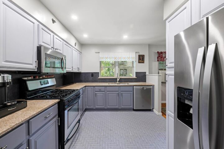 Property Photo: 5922 Post Road NY 10471
