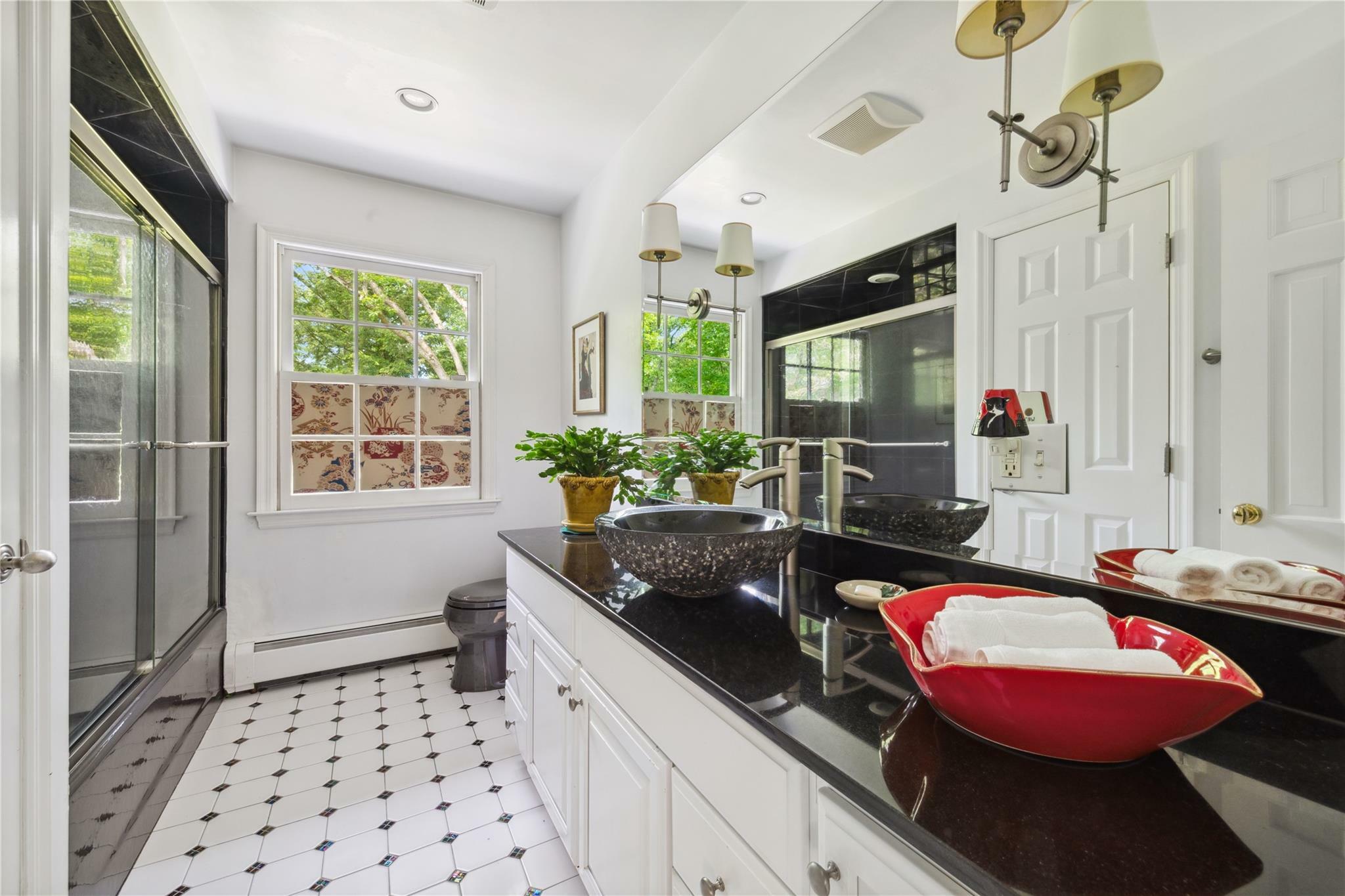 Property Photo: 4 Brook Farm Circle NY 10506
