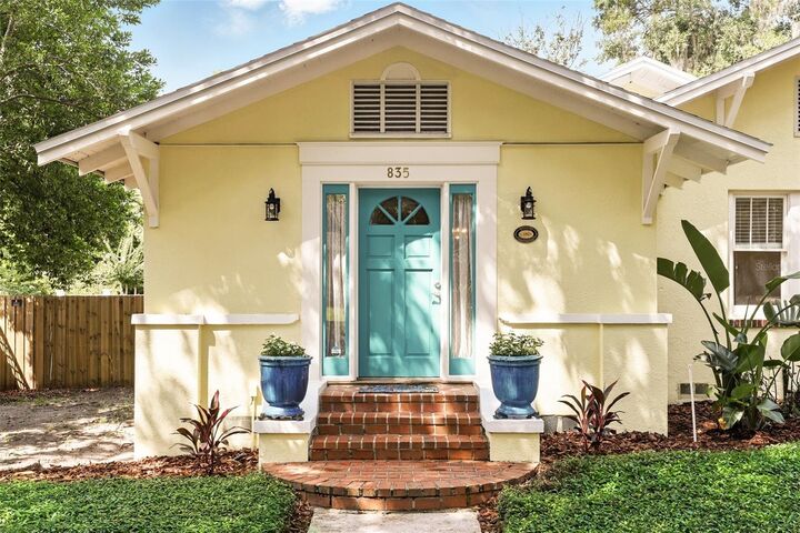 Property Photo:  835 Antonette Avenue  FL 32789 