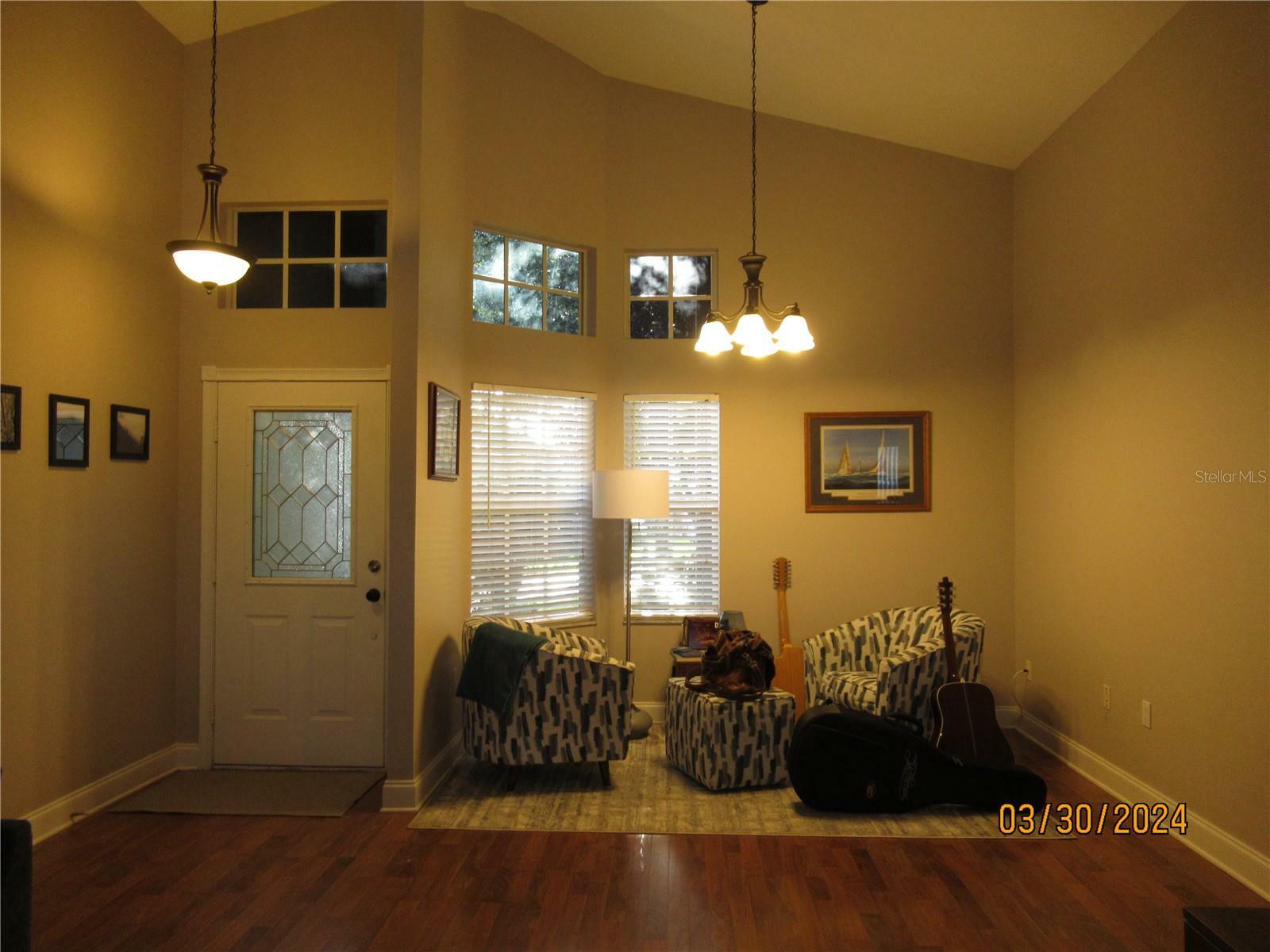 Property Photo: 3002 Bent Creek Drive FL 33596