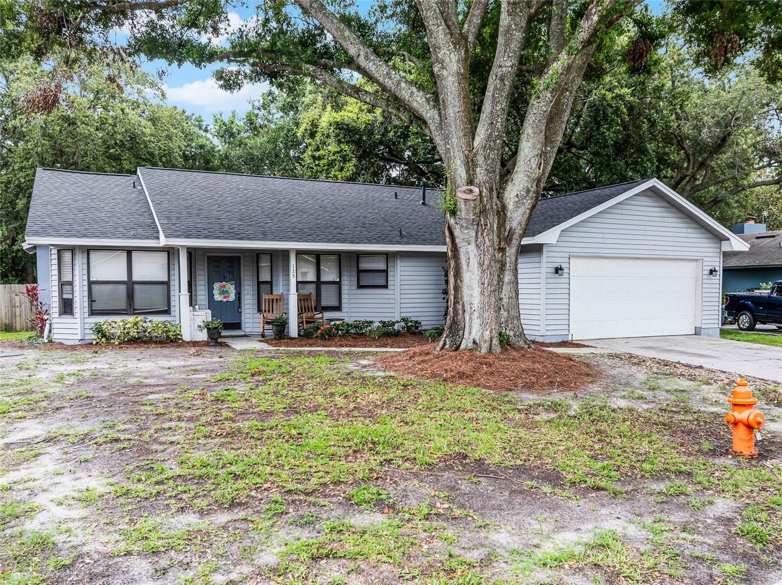 Property Photo: 125 Homewood Drive FL 33880