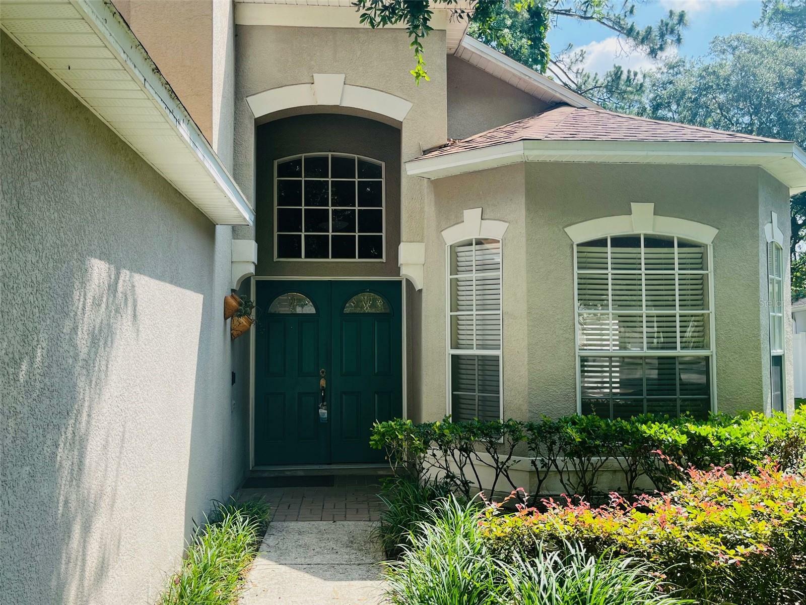 Property Photo: 830 Moonlit Lane FL 32707