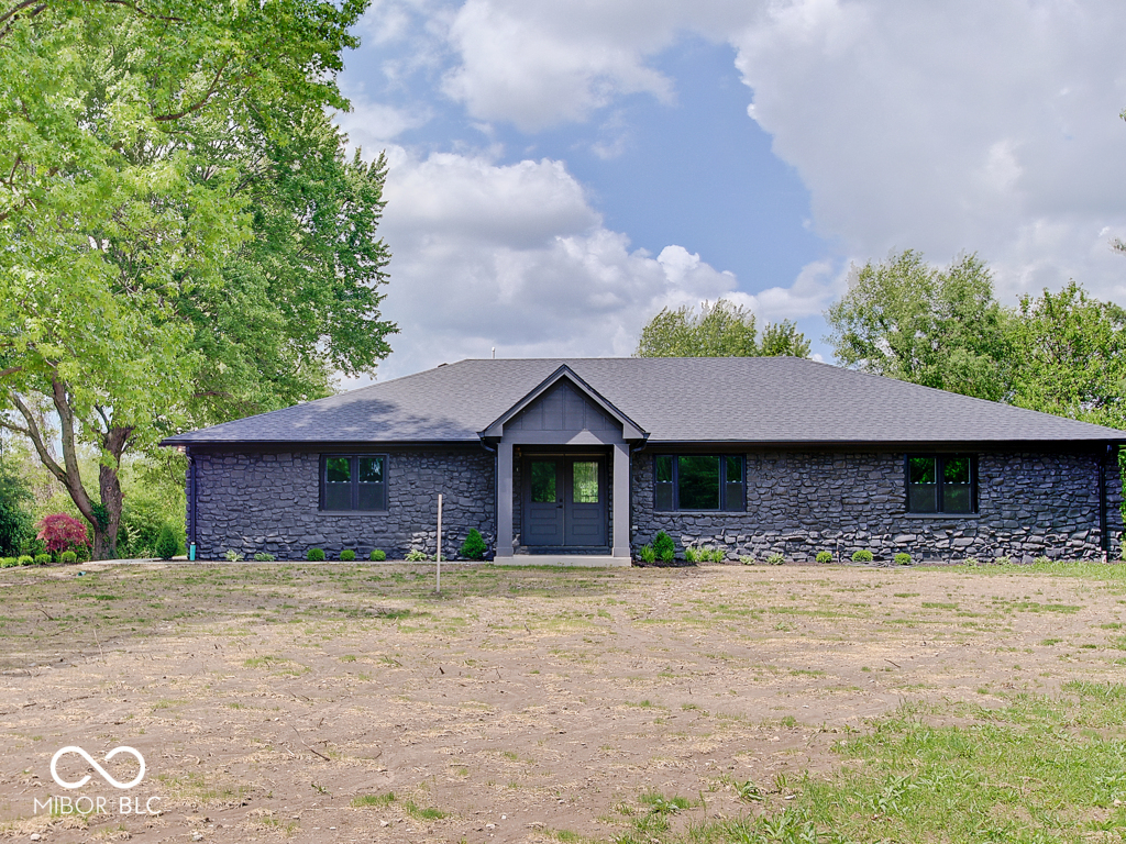 Property Photo: 6572 W 375 N IN 46106