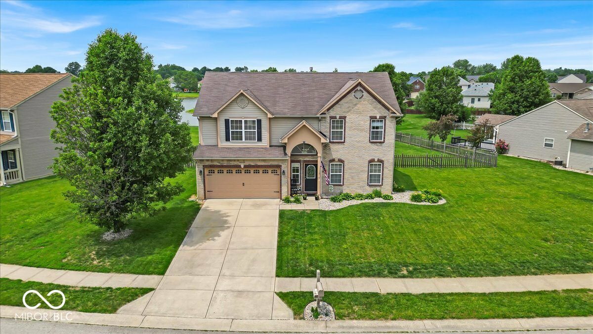 Property Photo: 2434 Burgundy Way IN 46168