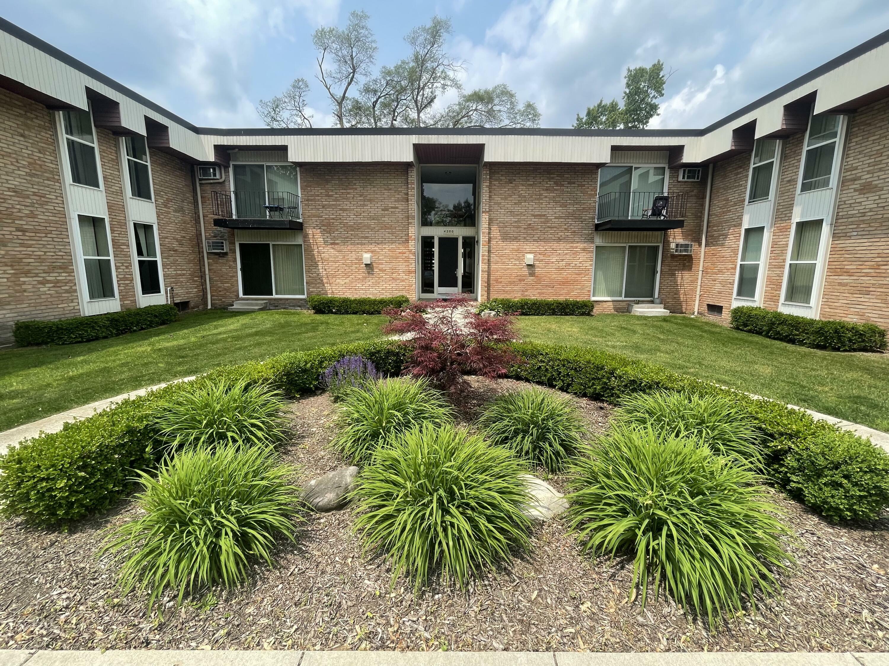 Property Photo: 4200 Rochester Road MI 48073