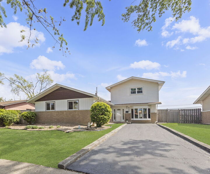 Property Photo: 5445 Vine Street IL 60452