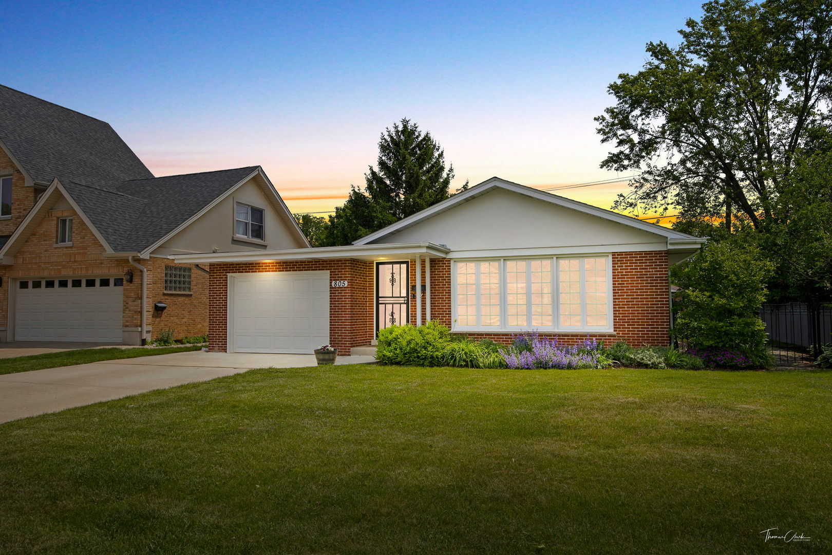 Property Photo: 805 N Delphia Avenue IL 60068