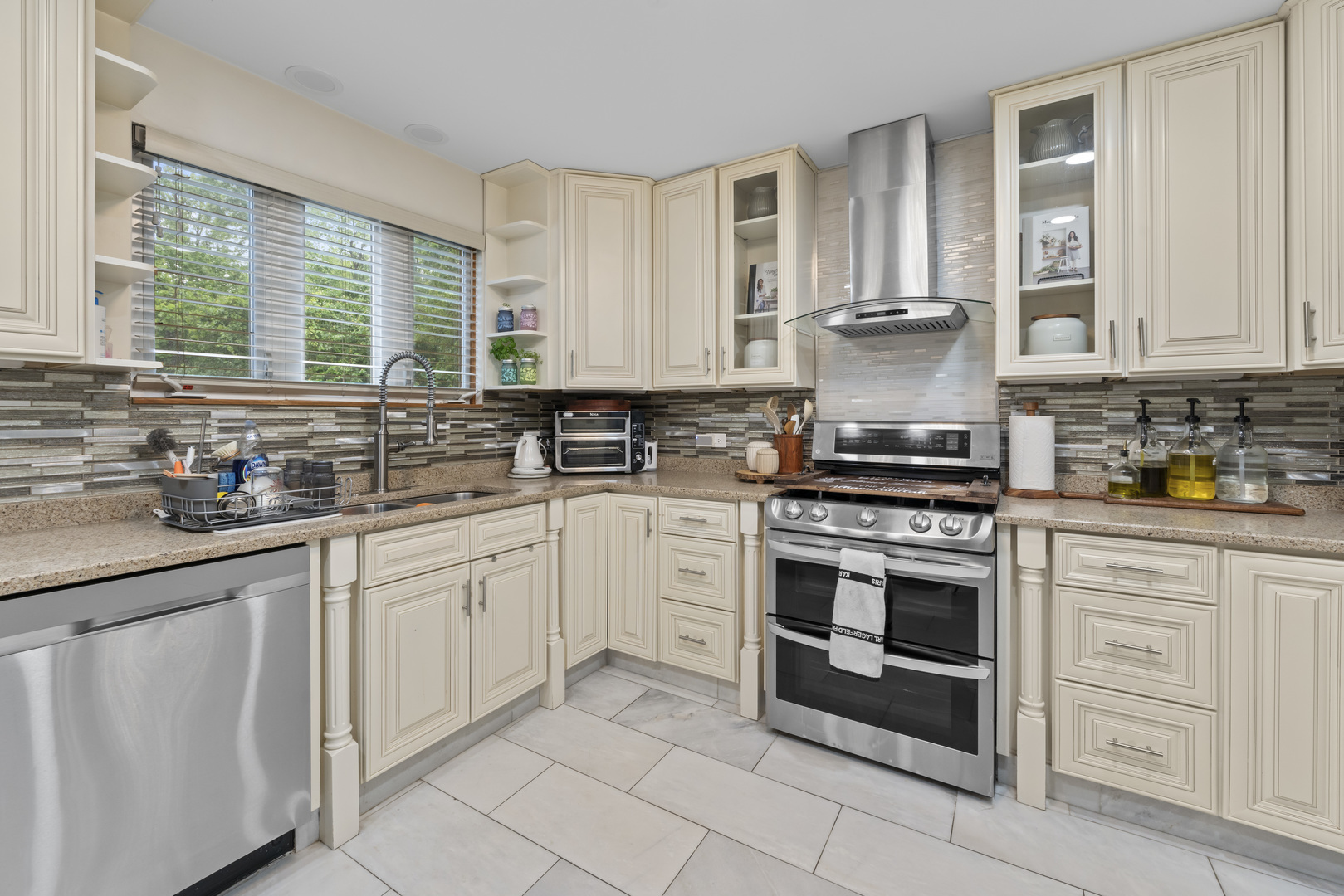 Property Photo: 5225 Nicholas Court IL 60452
