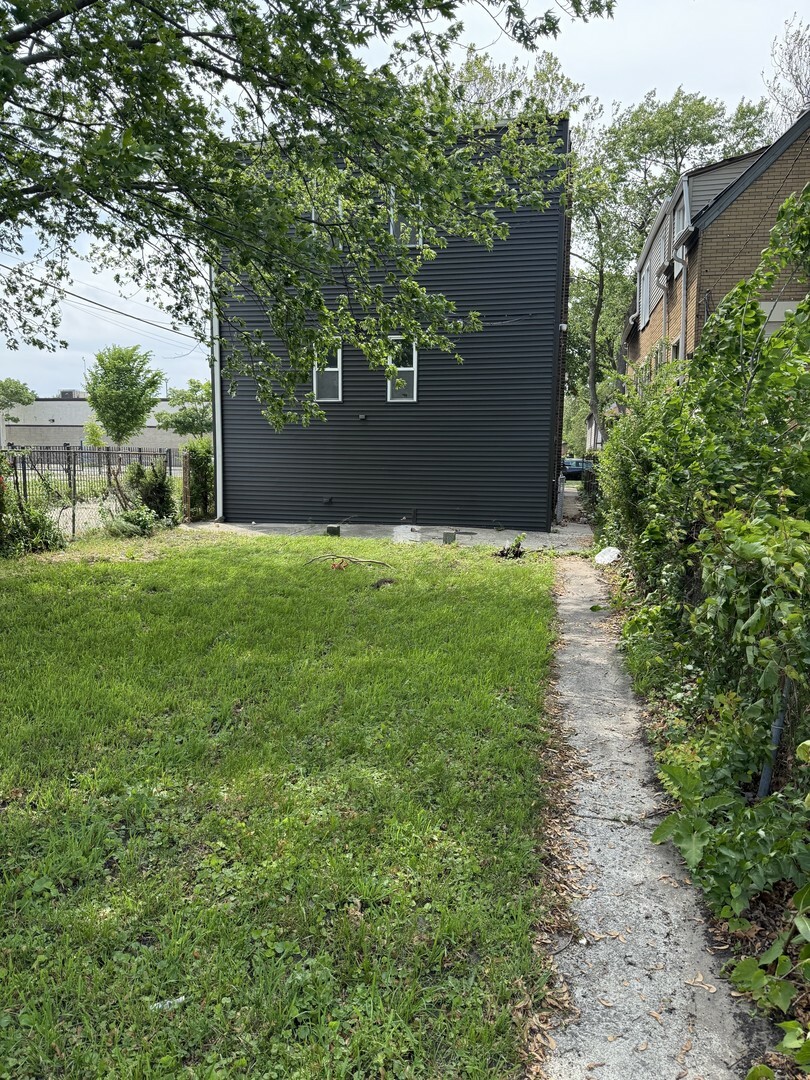 Property Photo: 7843 S Marquette Avenue IL 60649