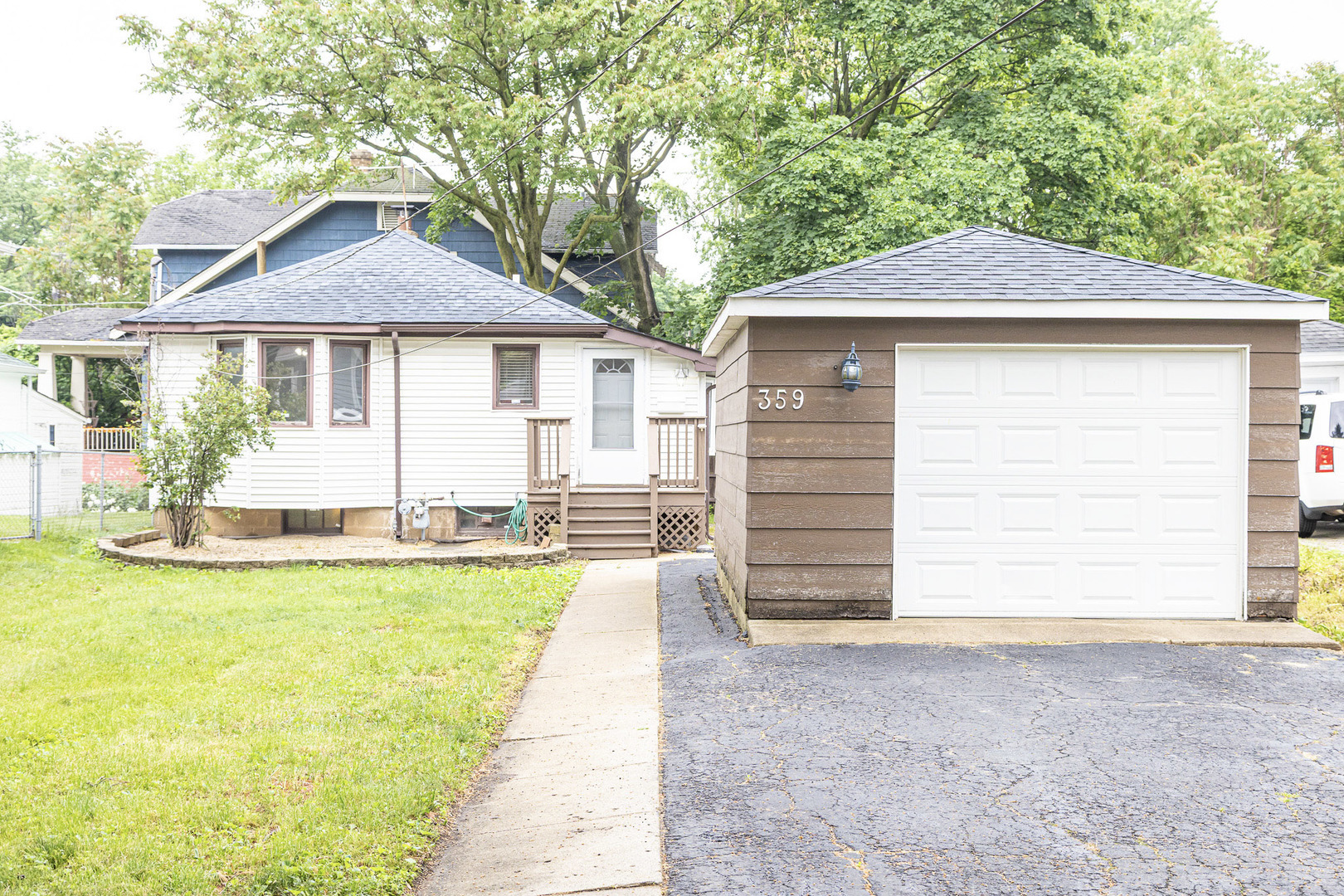 359 Elm Street  Elgin IL 60123 photo