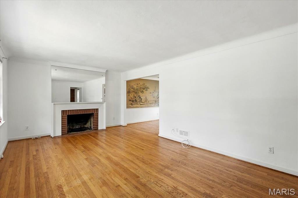 Property Photo: 7054 Eichelberger MO 63123