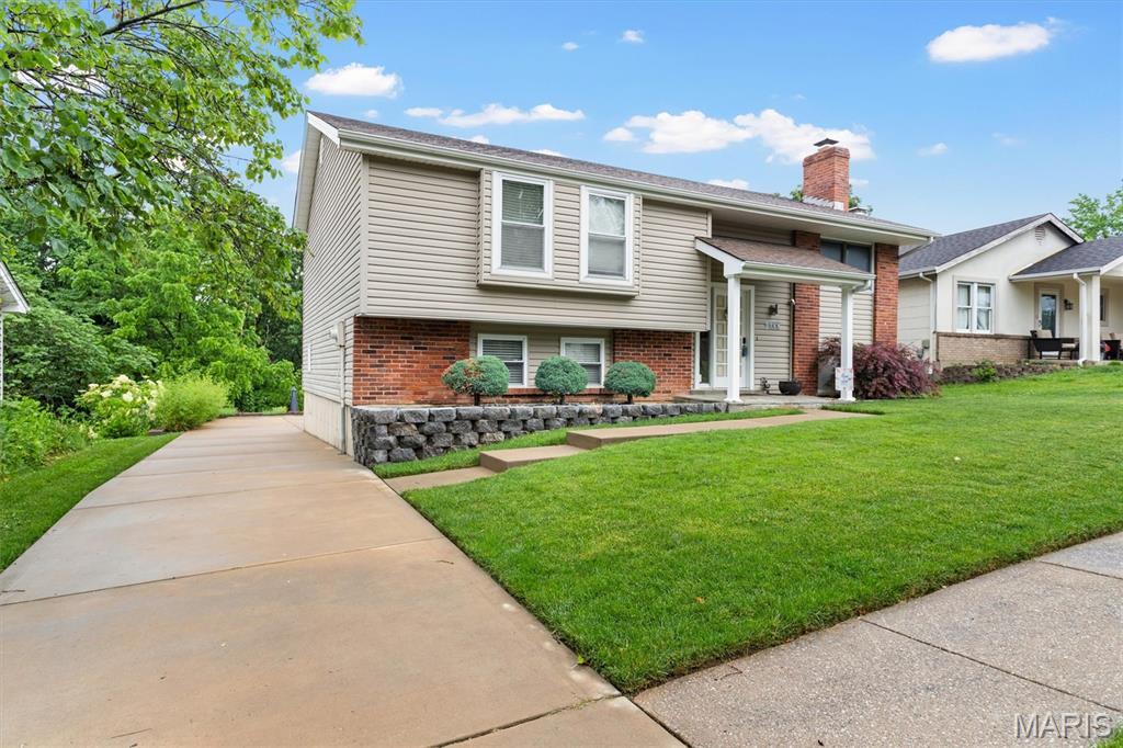Property Photo: 3749 Gumtree Lane MO 63129