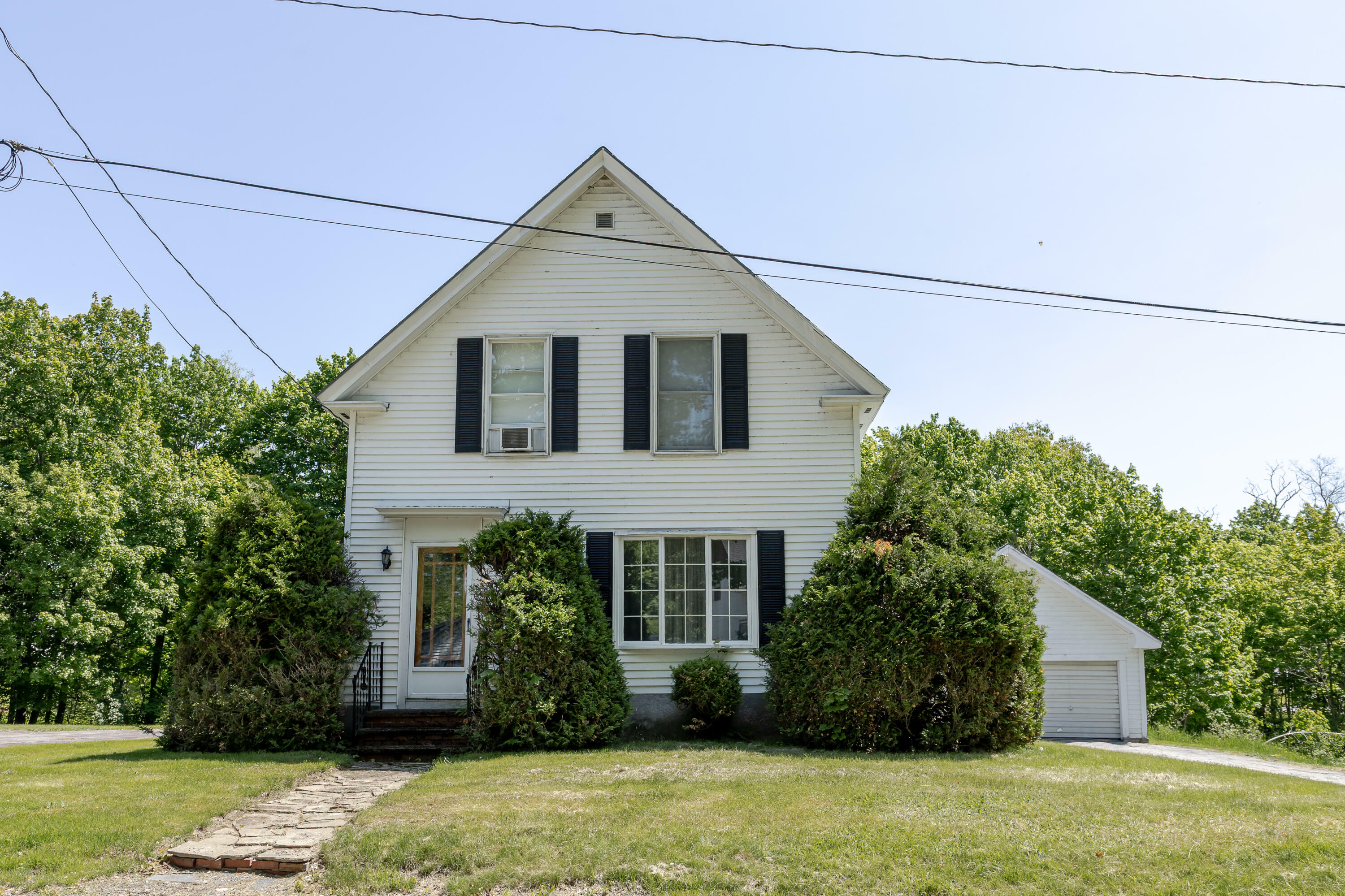 Property Photo: 8 Crescent Street ME 04463