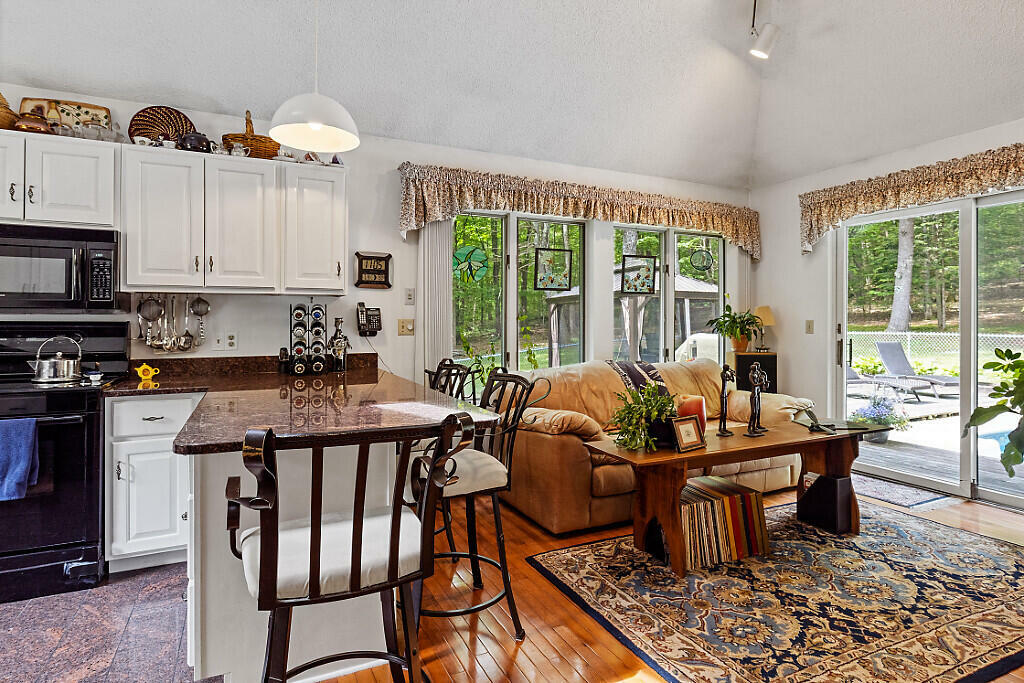 Property Photo: 363 Winthrop Center Road ME 04364