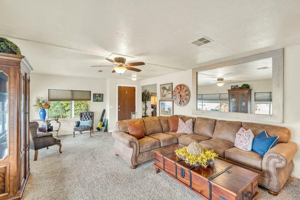 Property Photo: 4208 Bouquet Way 38 CA 95834