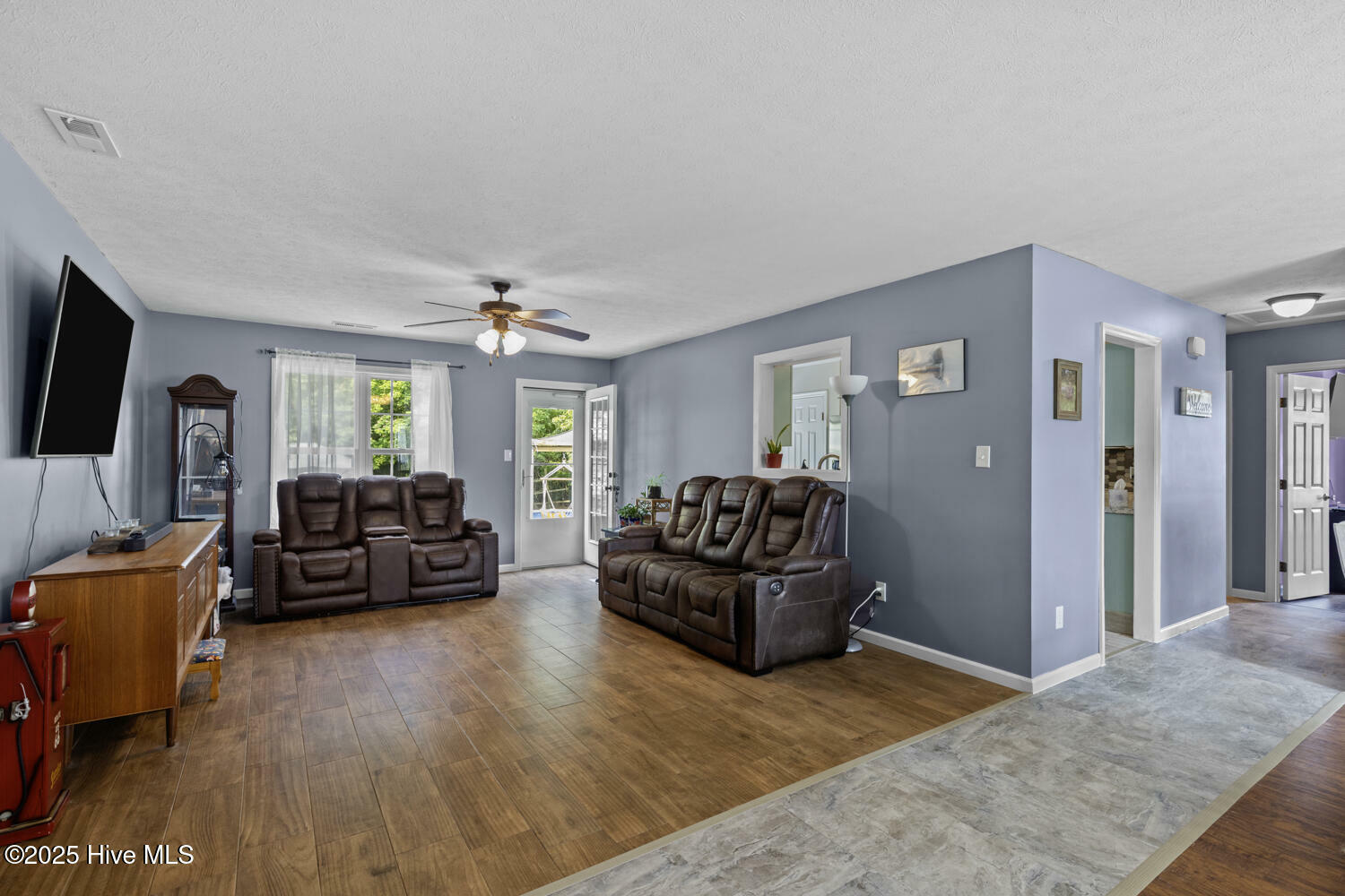 Property Photo: 107 Camellia Creek Drive NC 28574