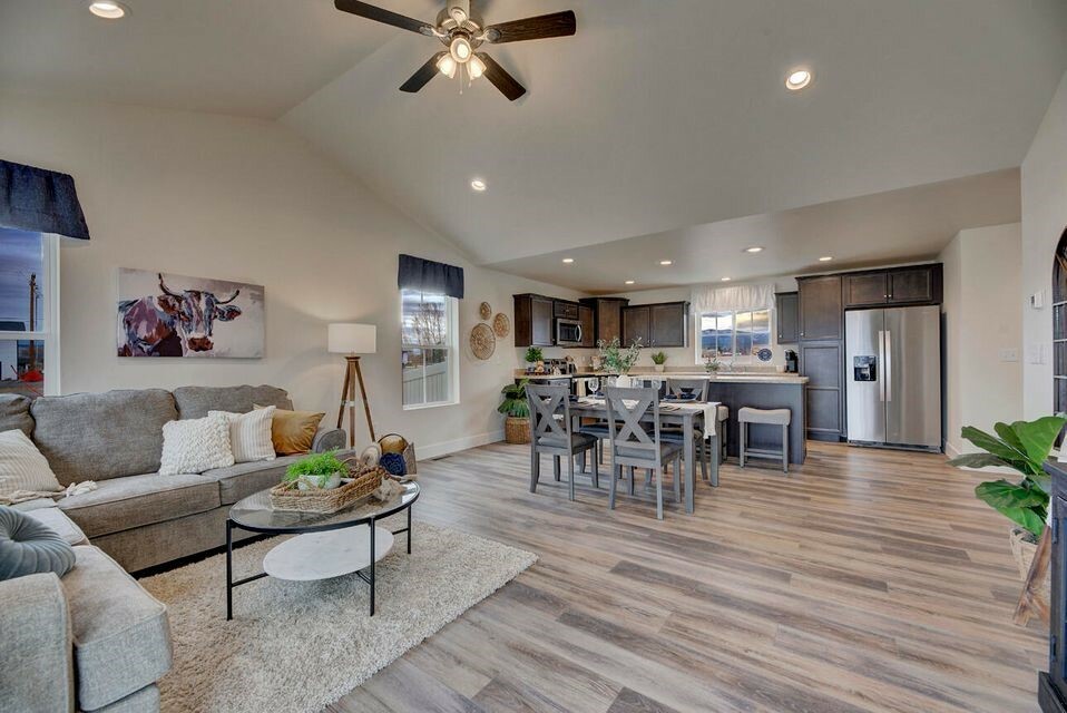 Property Photo: 312 Meadow View Loop MT 59635