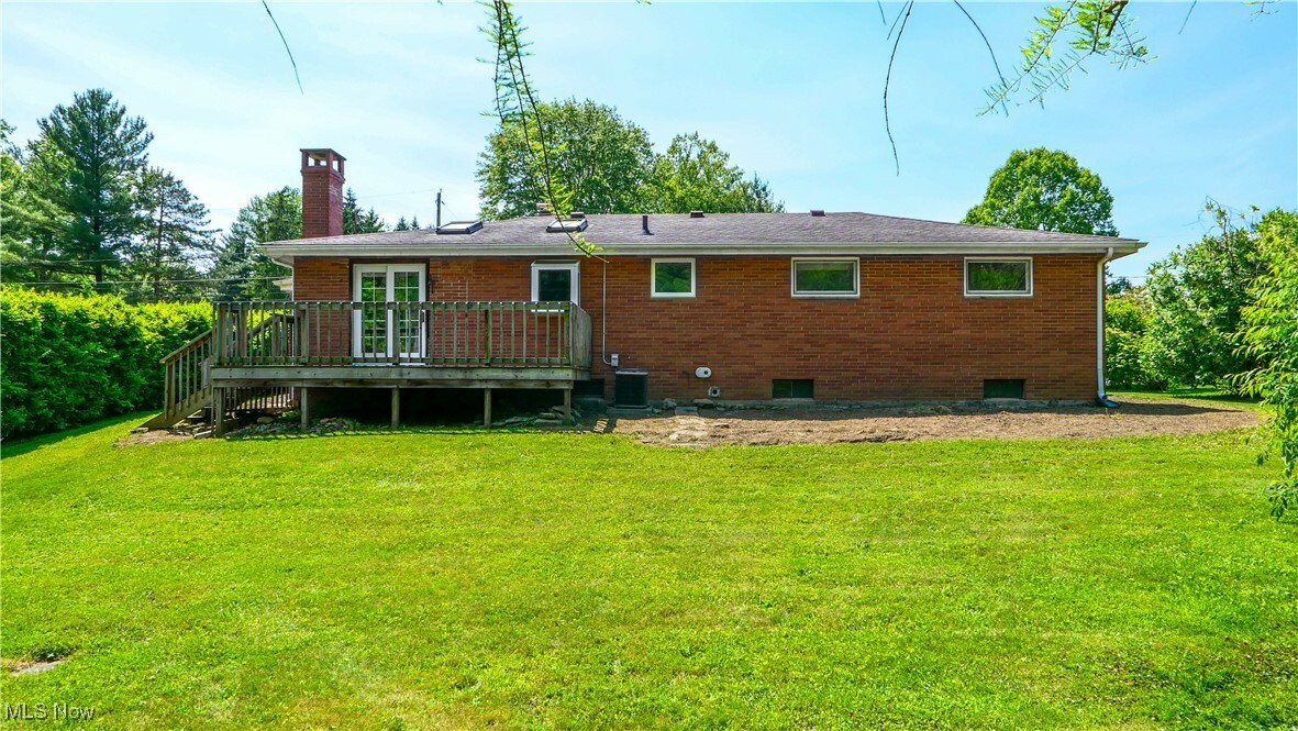 Property Photo: 11828 Sheldon Road OH 44255