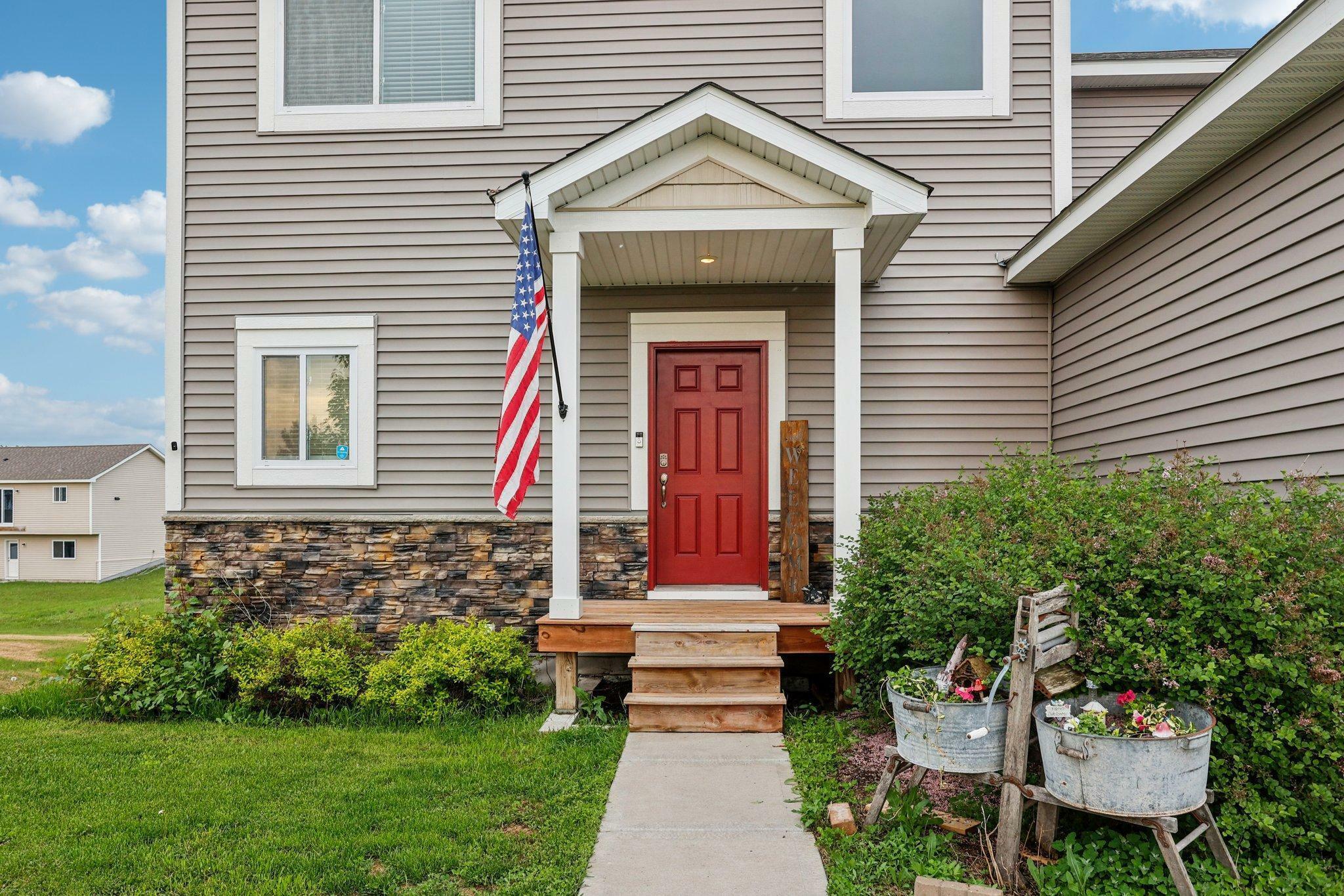 Property Photo:  1104 Foede Circle  MN 55363 