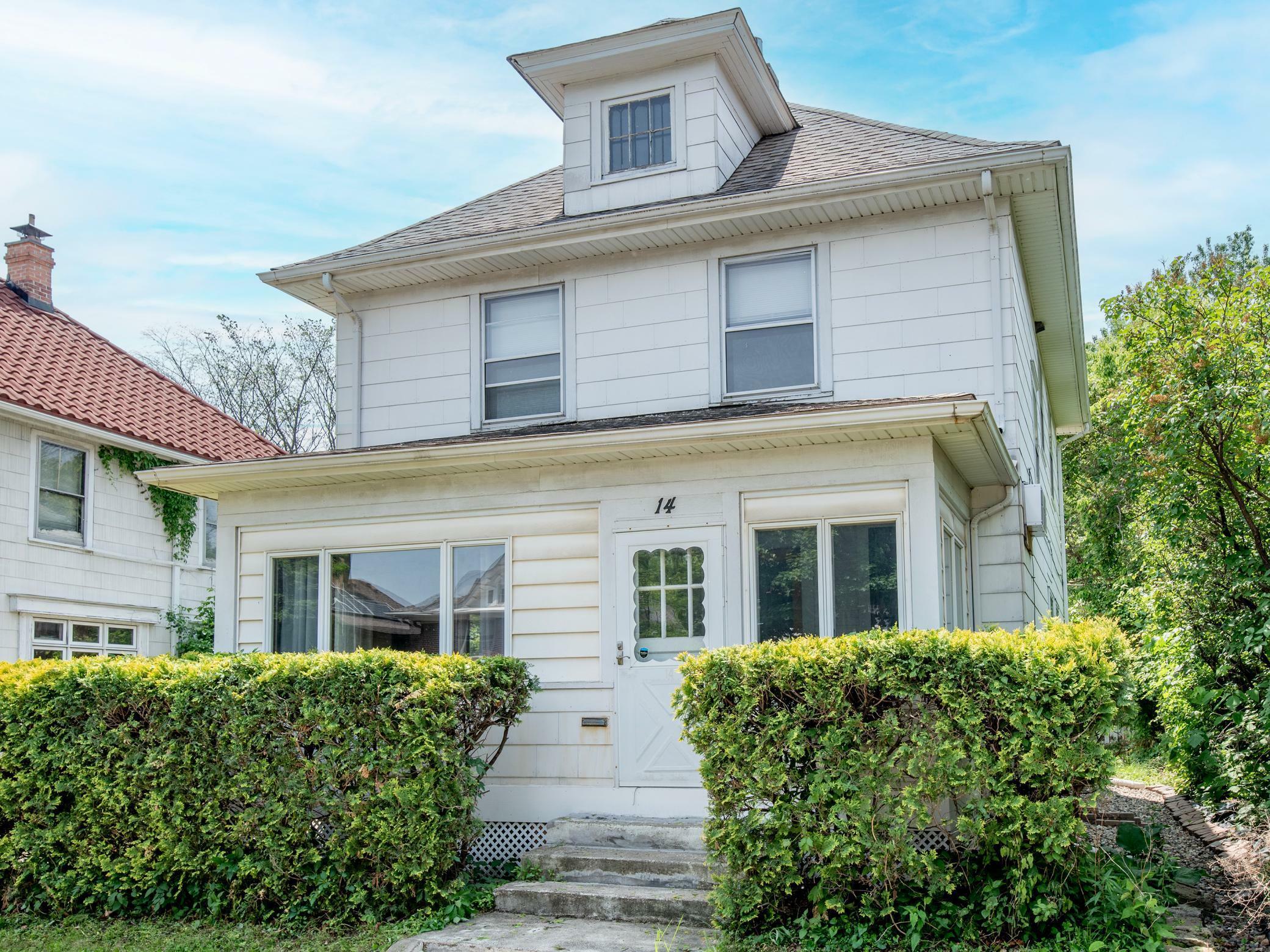 Property Photo: 14 George Street W MN 55107