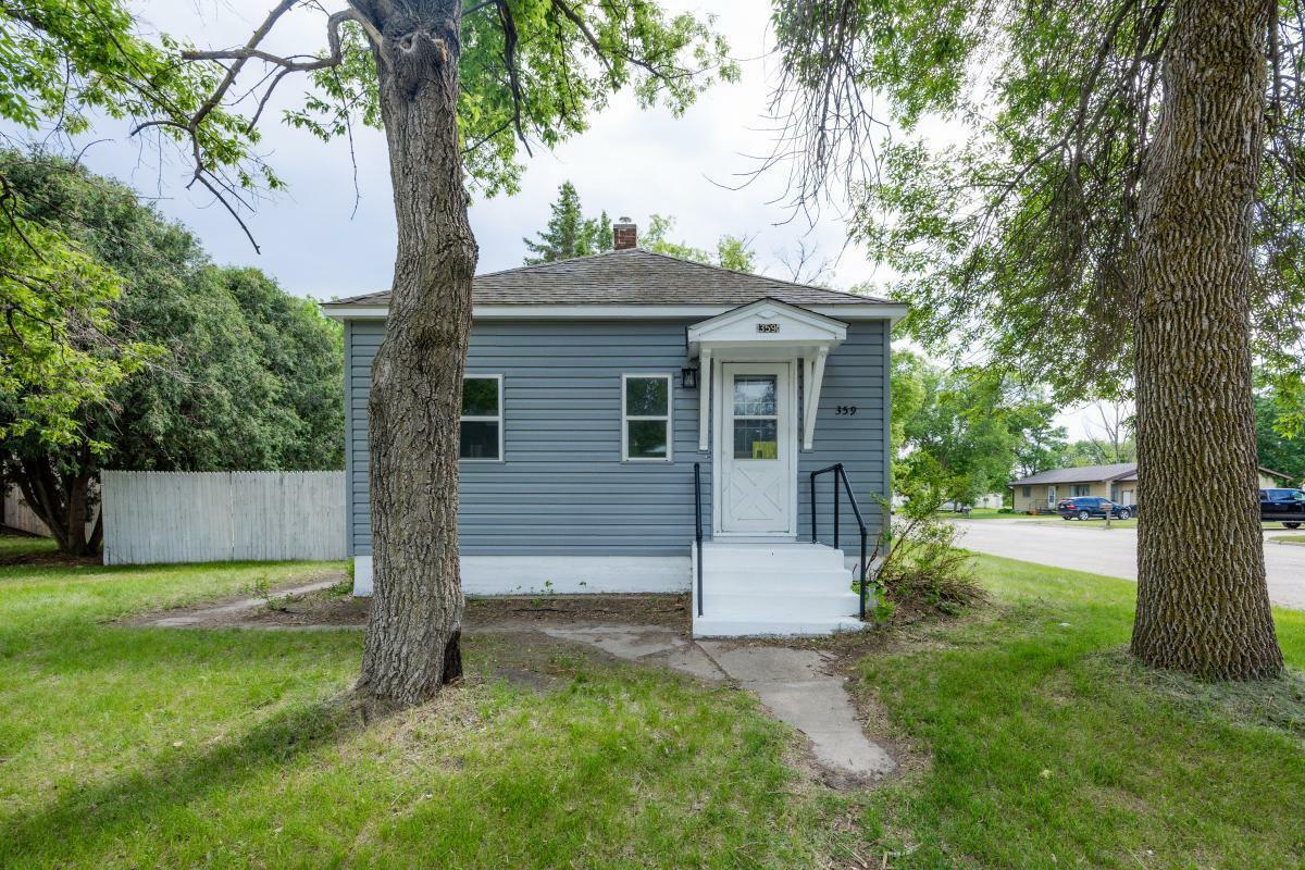 Property Photo: 359 5th Street NW MN 56573