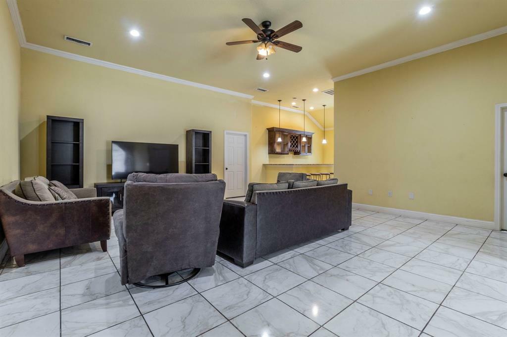 Property Photo: 3739 Crane Street TX 75212