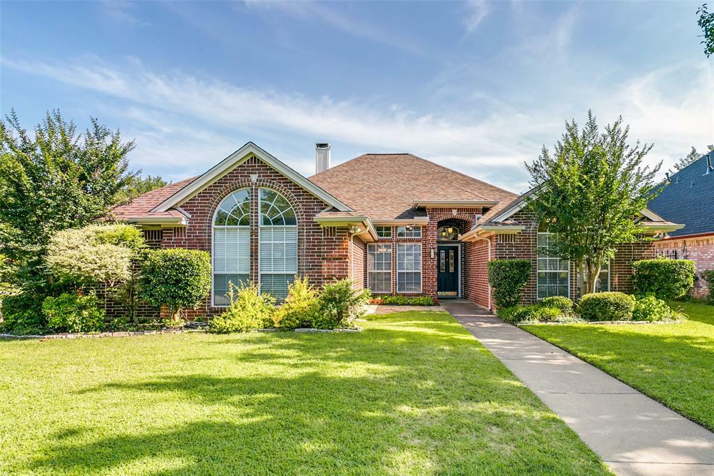 Property Photo: 601 Natchez Court TX 76054