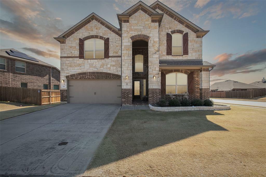 Property Photo: 200 Baldwin Drive TX 75189