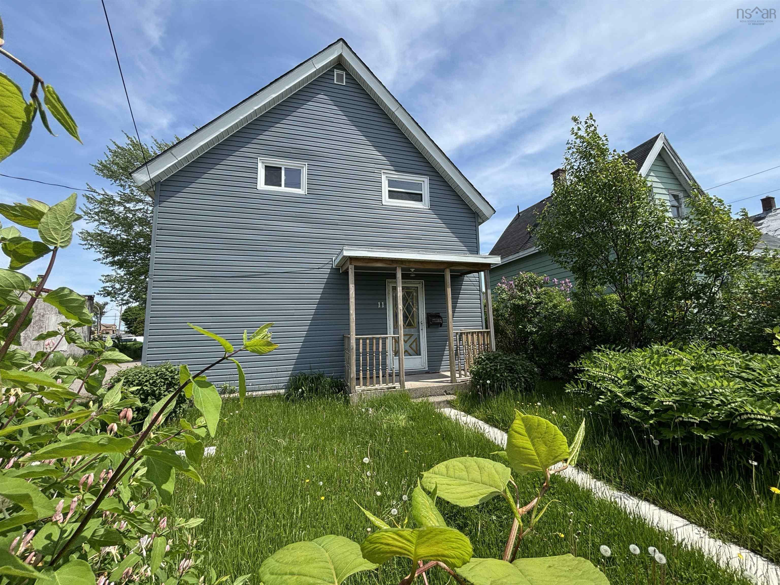 Property Photo: 11 Ashby Road NS B1P 2R7