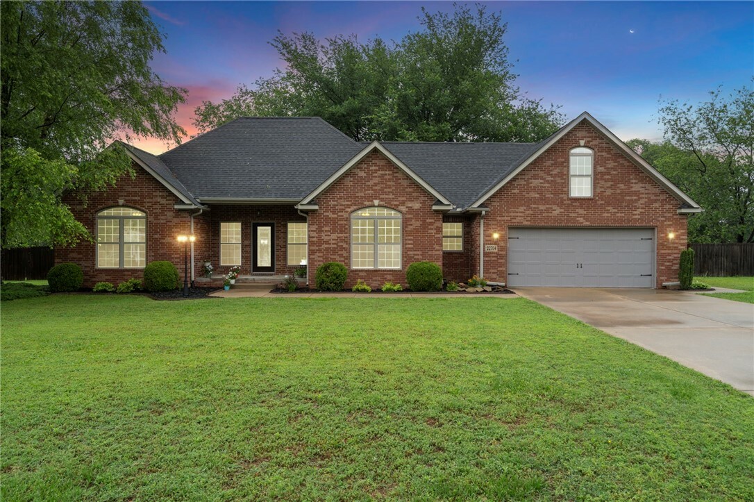 22704 Oakview Road  Siloam Springs AR 72761 photo
