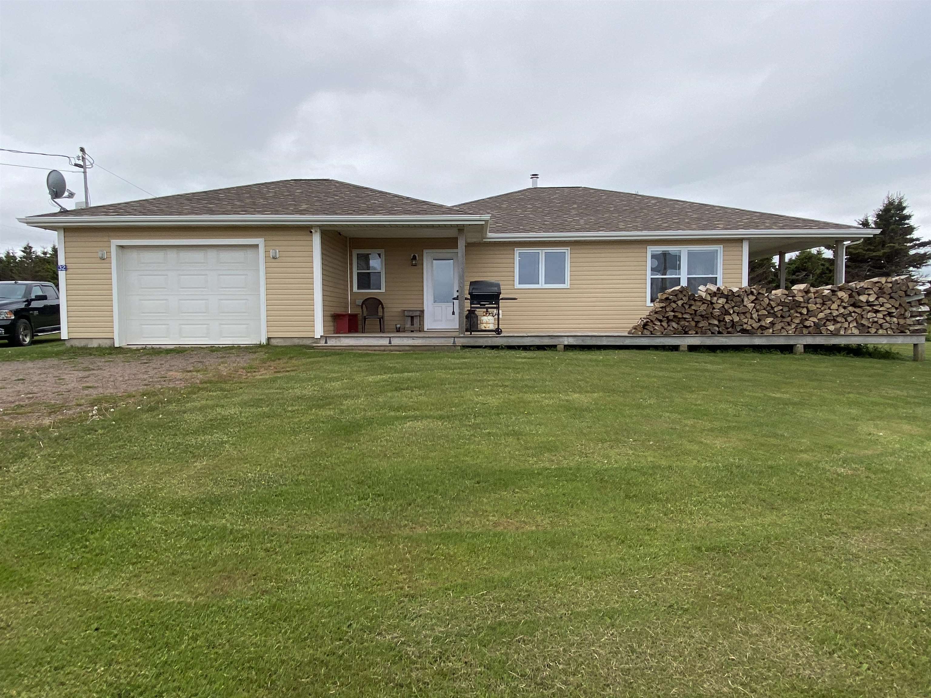 Property Photo: 32 Sunset Lane PE C0A 1N0