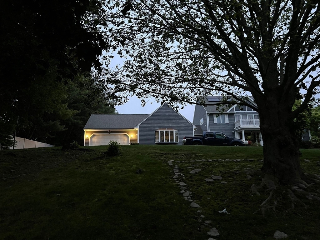 Property Photo:  4 Mark Ln  MA 02186 