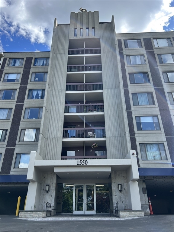Property Photo: 1550 Worcester Rd 105 MA 01702