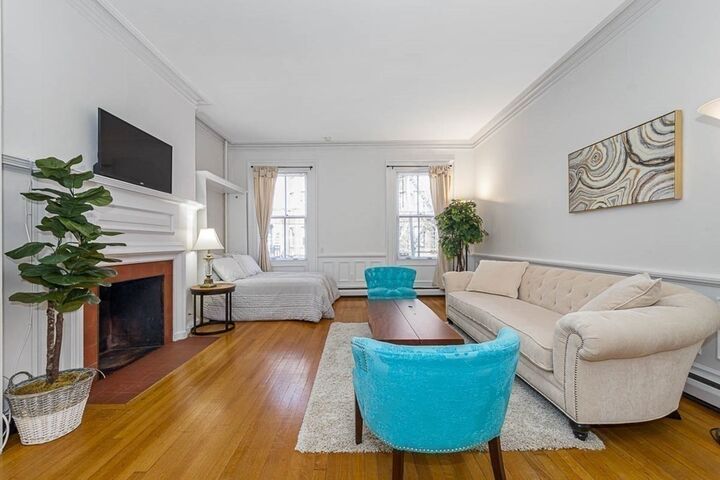 Property Photo:  227 Marlborough St 4  MA 02116 