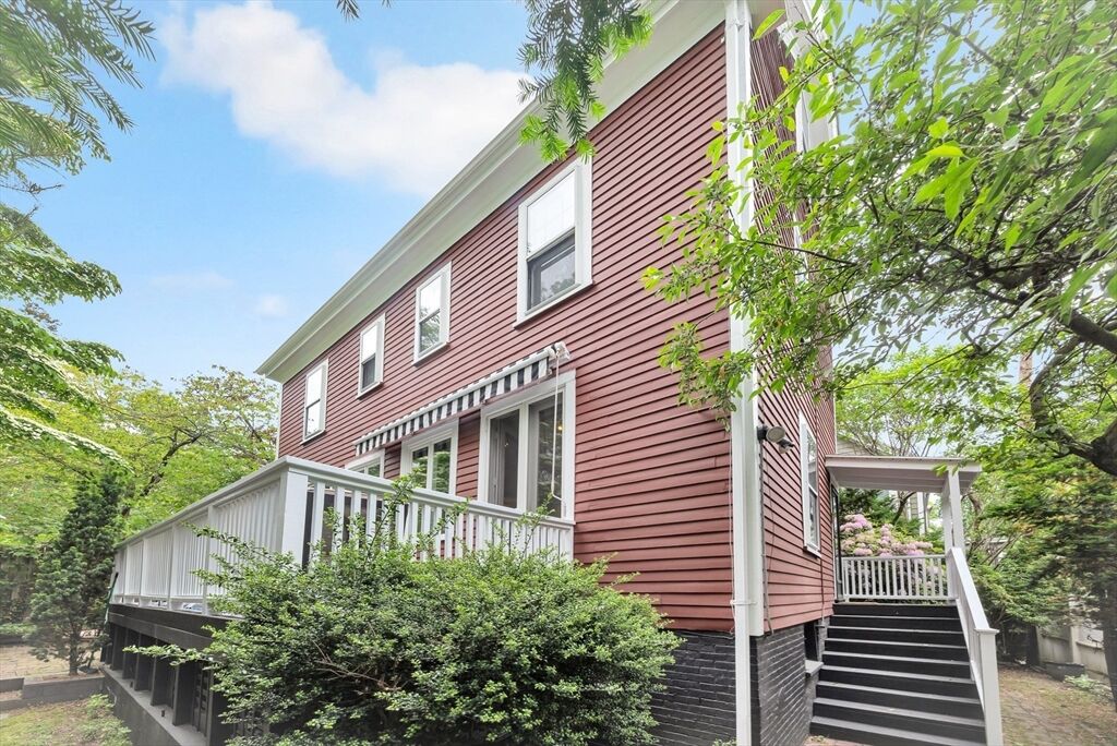 Property Photo: 11 Maynard Place MA 02138