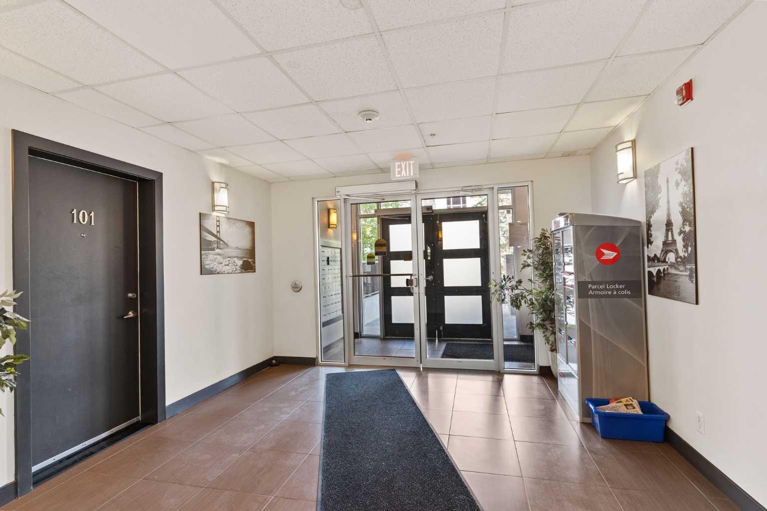 Property Photo: 333 22 Avenue SW 302 AB T2S 0H3