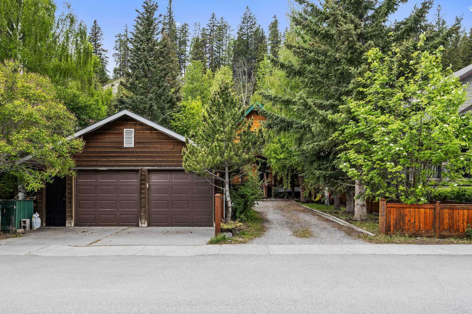Property Photo: 134 Rundle Crescent AB T1W 2L6