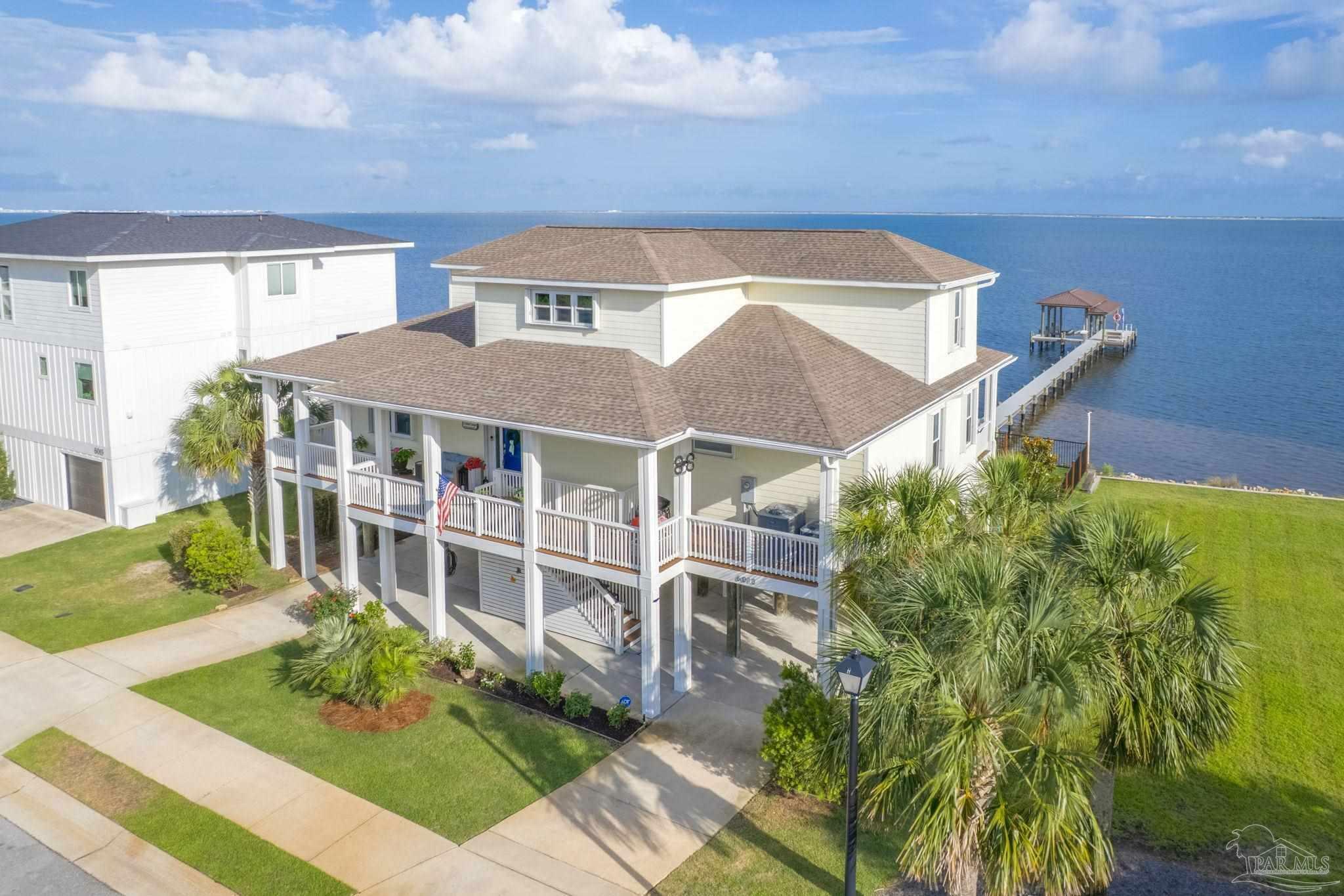 Property Photo: 6013 Emerald Sound Dr FL 32563